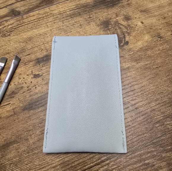 New Portable light blue Makeup Brush Set of 8 with Case - Picture 5 of 8